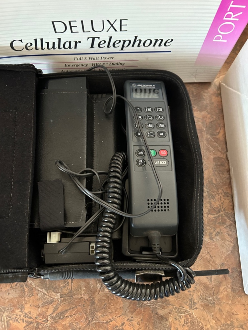 Vintage 1994 Motorola Deluxe Portfolio American Series Cellular Phone